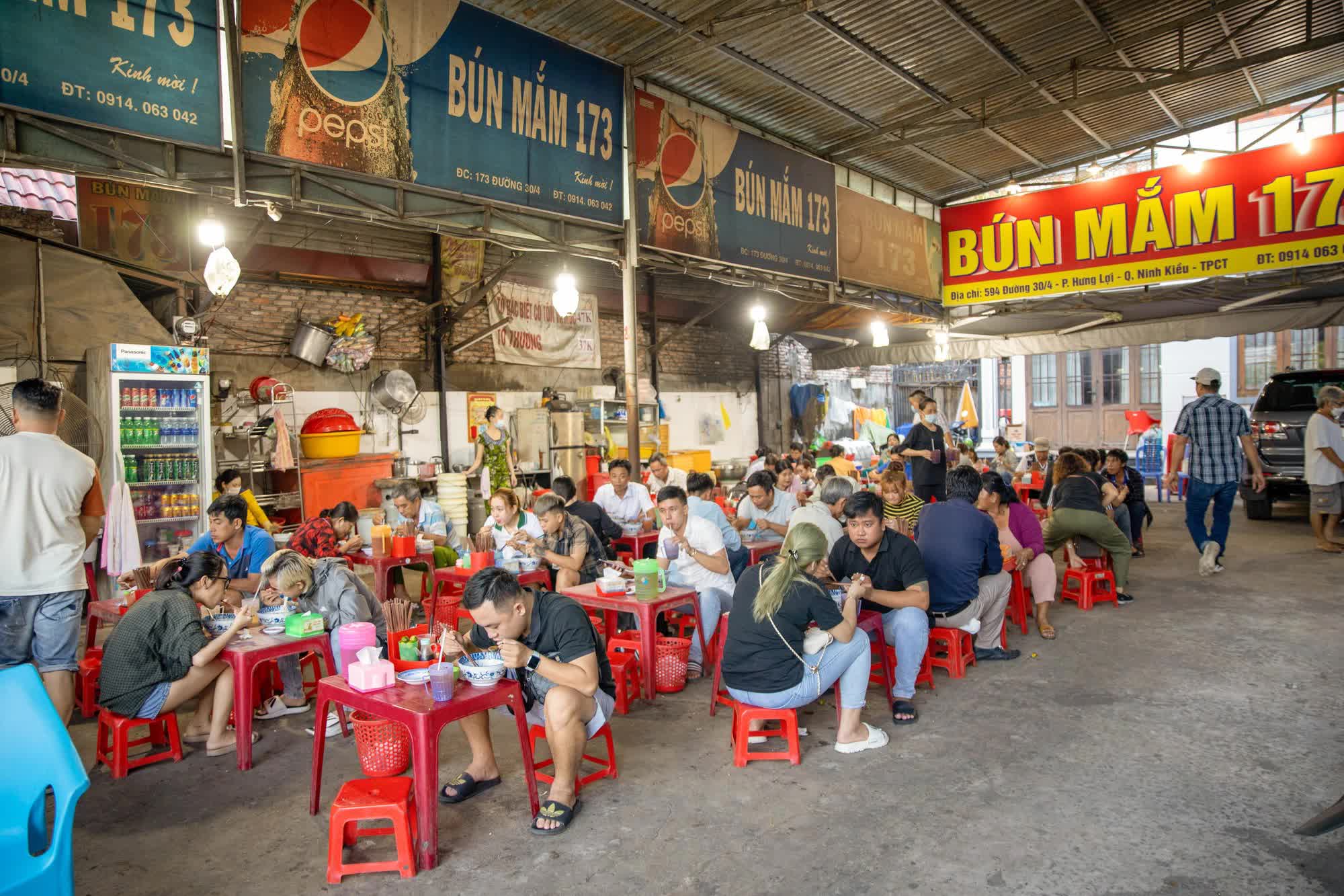 Bún mắm nổi danh miền Tây - thứ mị hoặc khi lần đầu ăn chê dở nhưng thử lần hai lại thấy ghiền - Ảnh 9.