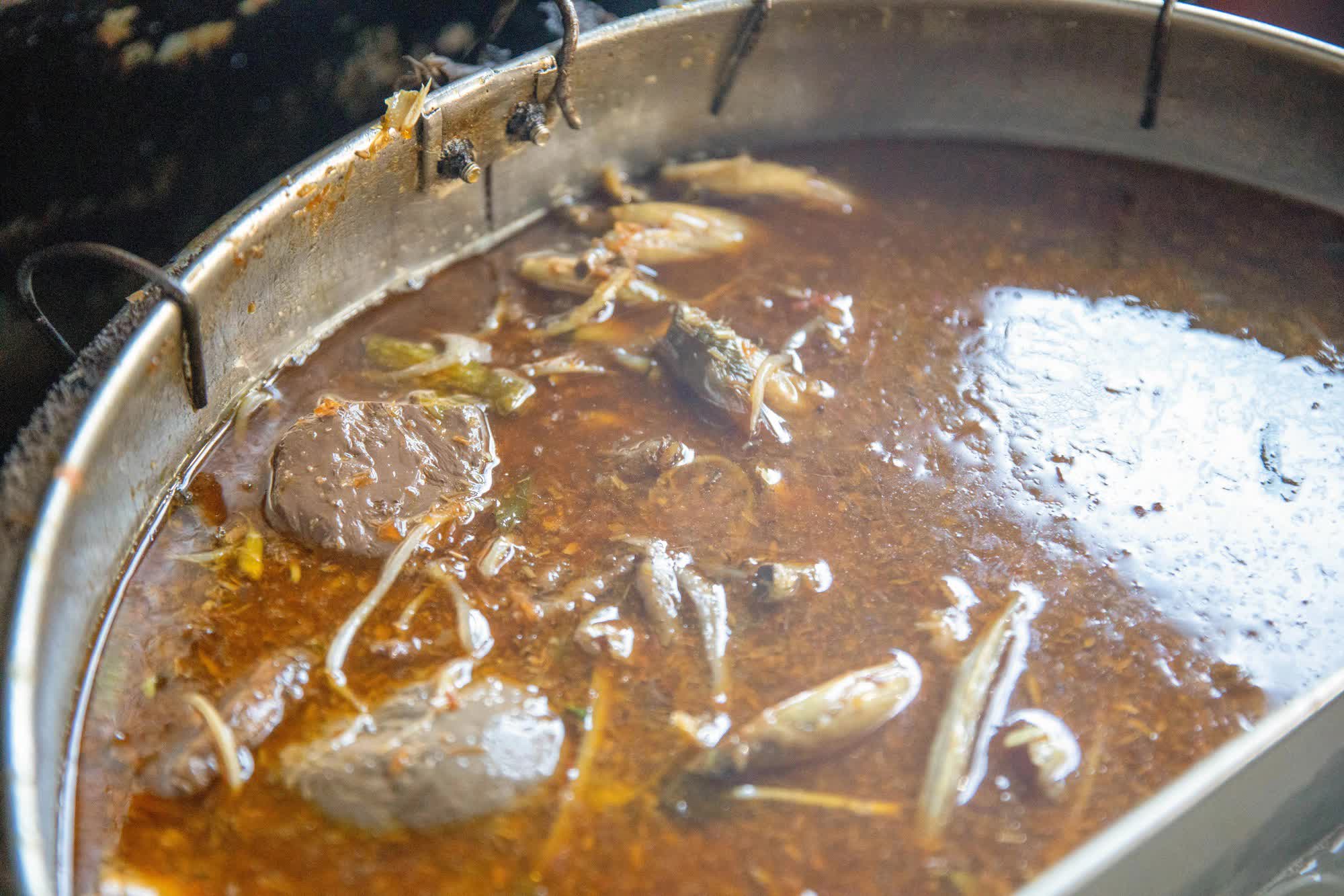 Bún mắm nổi danh miền Tây - thứ mị hoặc khi lần đầu ăn chê dở nhưng thử lần hai lại thấy ghiền - Ảnh 5.