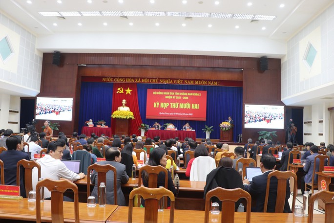 1 năm, gần 2.500 cặp vợ chồng ở Quảng Nam ra tòa ly hôn - Ảnh 1. 1 năm, gần 2.500 cặp vợ chồng ở Quảng Nam ra tòa ly hôn - Ảnh 1.