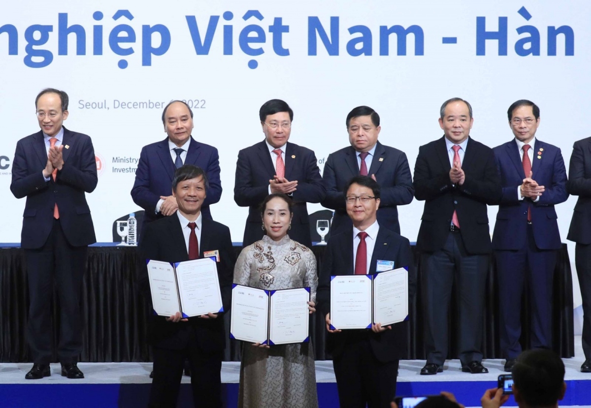 Toàn cảnh chuyến thăm cấp Nhà nước tới Hàn Quốc của Chủ tịch nước Nguyễn Xuân Phúc - Ảnh 13. Toàn cảnh chuyến thăm cấp Nhà nước tới Hàn Quốc của Chủ tịch nước Nguyễn Xuân Phúc - Ảnh 13.