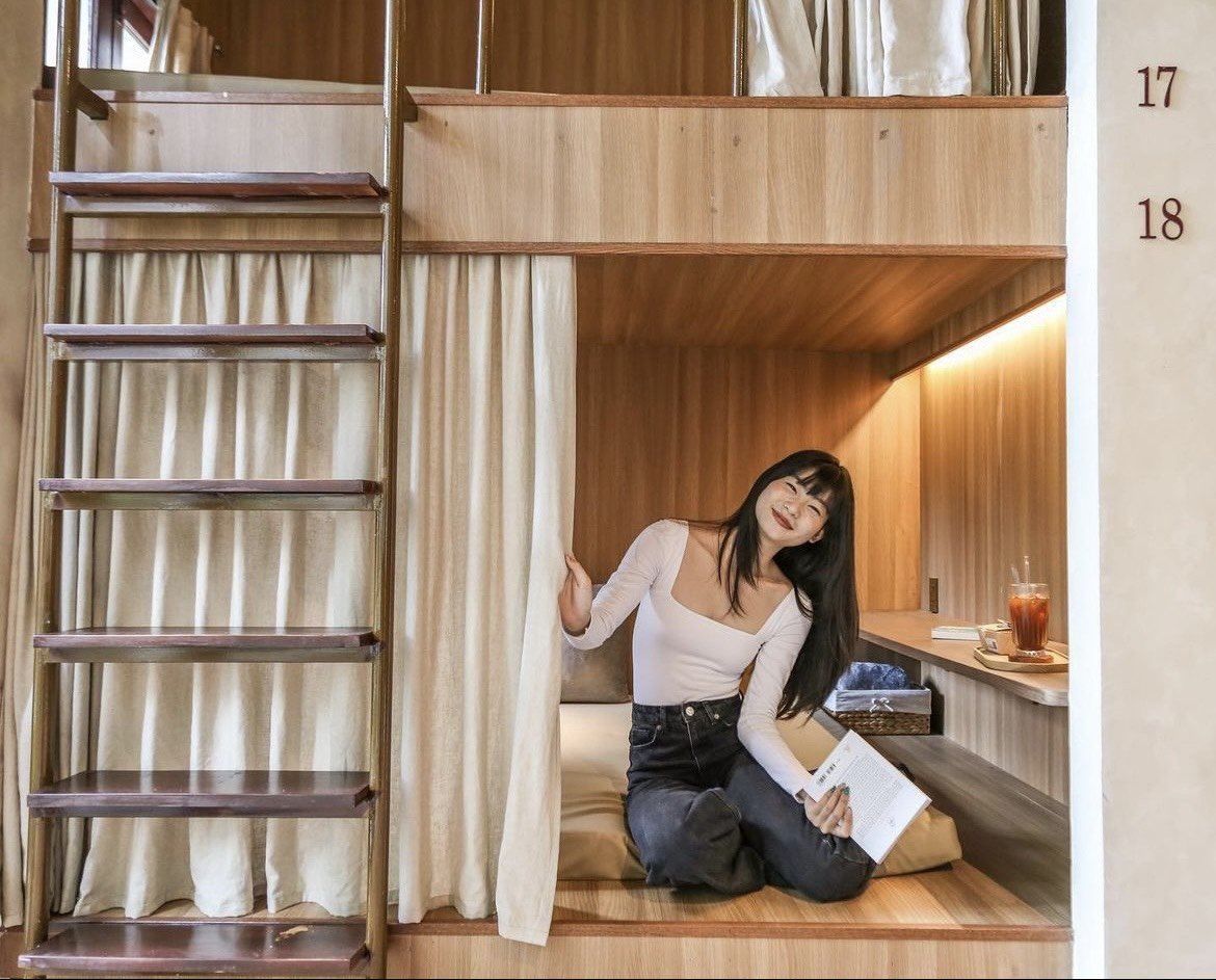 Bắt kịp xu hướng làm việc mới, nhiều quán cà phê cho mượn chuột máy tính, tai nghe, sạc... để trở thành “văn phòng thứ hai” - Ảnh 20.