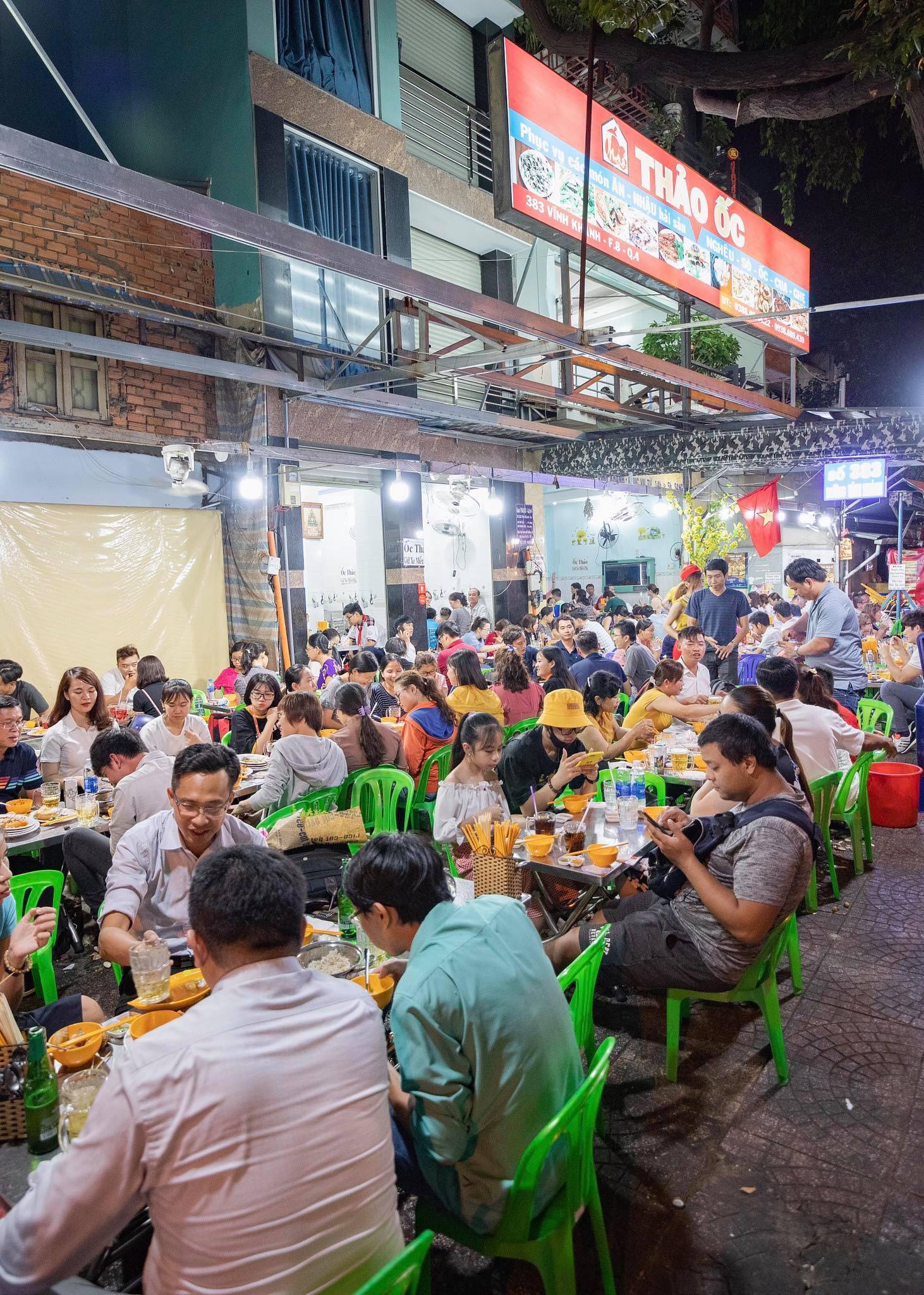 Những con phố đặc biệt của TP.HCM: Chỉ cần nghe tên là biết ngay ở nơi đó bán gì - Ảnh 13.