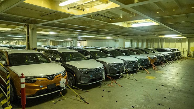 Hành trình con tàu chở lô hàng VinFast VF 8 đầu tiên sang Mỹ: Đã đi được gần nửa quãng đường, dự kiến giao hàng sớm tới tay người dùng Mỹ - Ảnh 6.