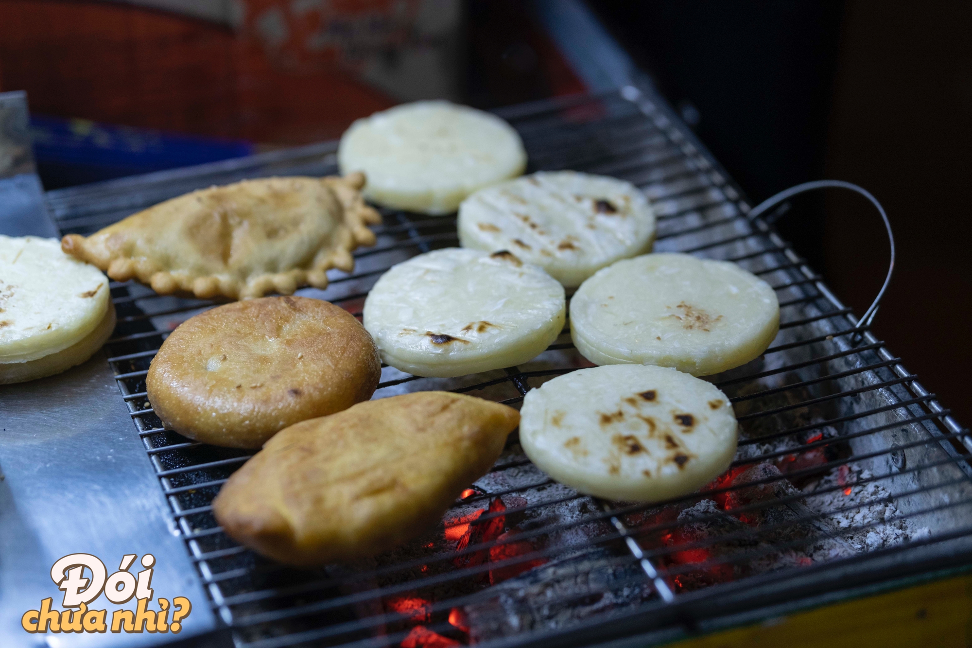 Ăn hết những món ngon từ sắn ở Hà Nội: Dân dã nhưng lại rất ấm lòng trong ngày đông lạnh - Ảnh 19.