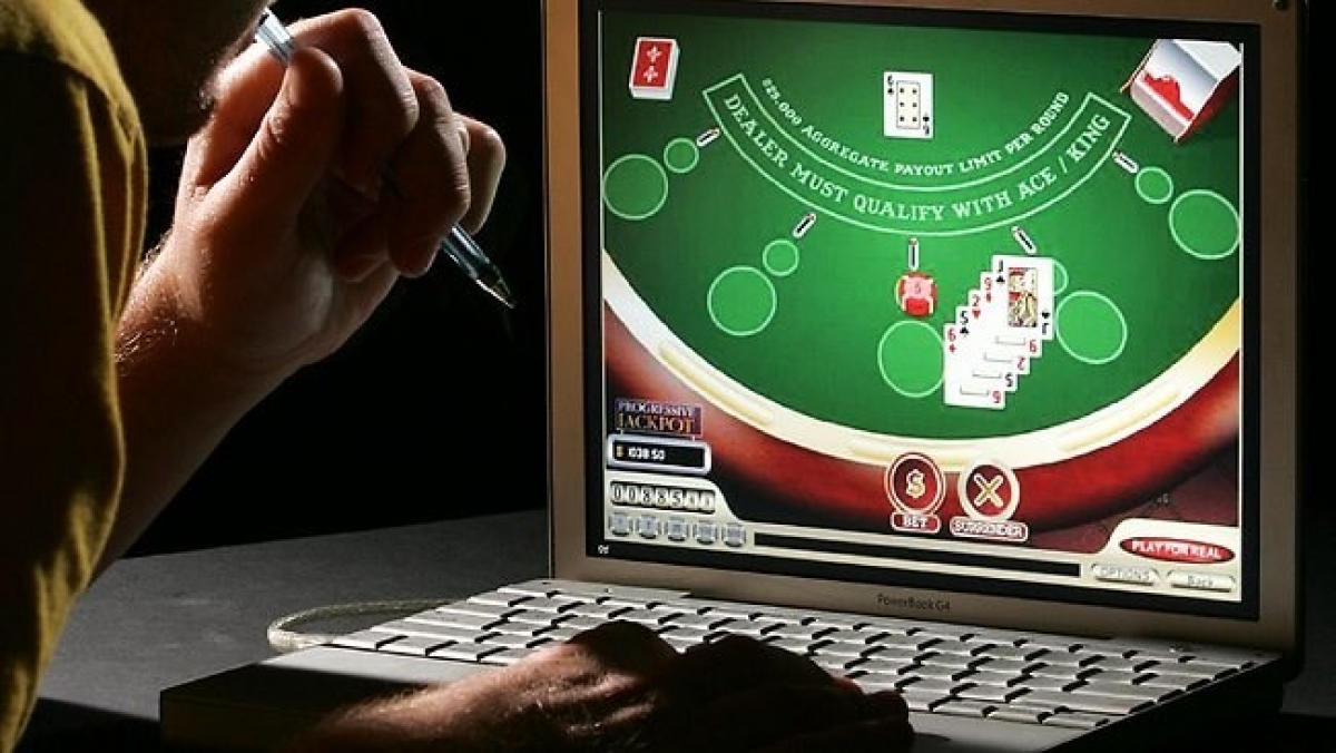 Mức án nào cho hành vi đánh bạc online? - Ảnh 1.