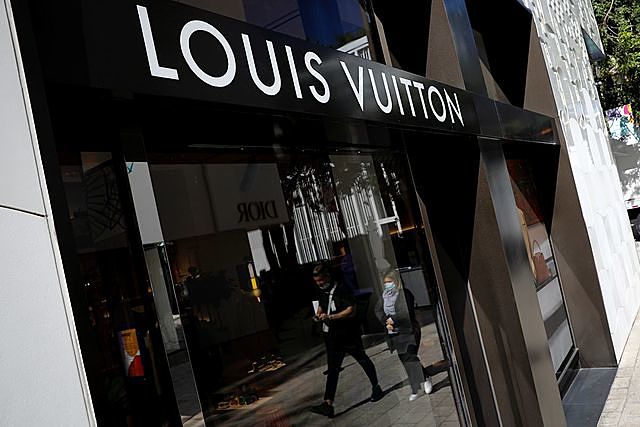 Toà nhà cánh buồm của Louis Vuitton tại Osaka