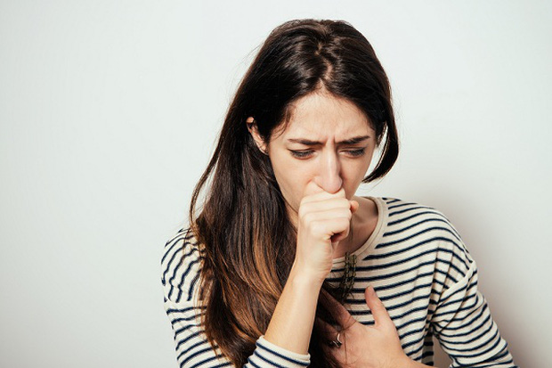Người có phổi xấu thường có 3 triệu chứng, nếu bạn không bị cái nào thì bộ thở vẫn còn khỏe chán - Ảnh 1.