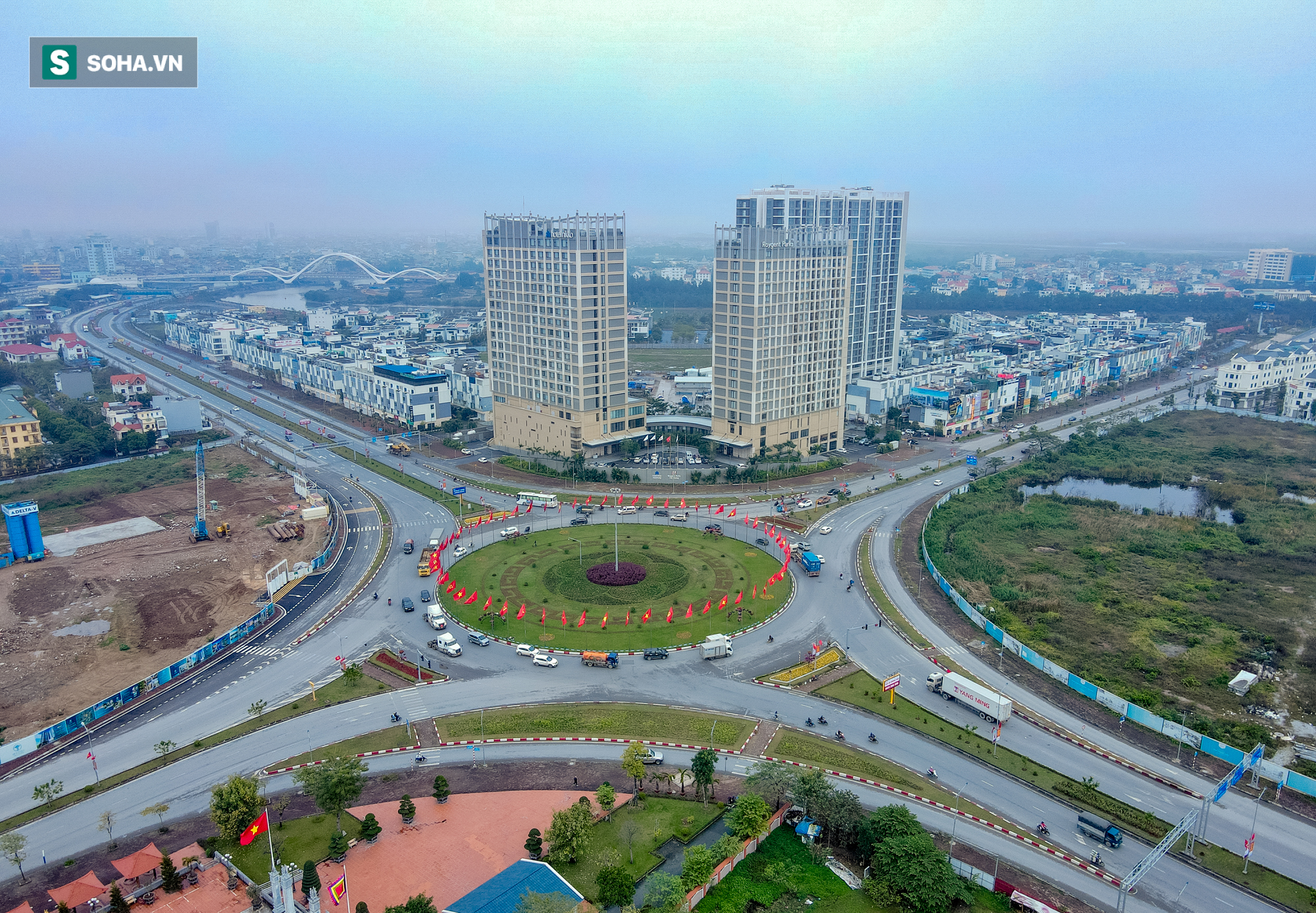 Kỷ lục khó tin ở con đường 2.000 tỷ nối Tp Hải Phòng với quốc lộ 5 - 26 năm làm được 4km - Ảnh 5. Kỷ lục khó tin ở con đường 2.000 tỷ nối Tp Hải Phòng với quốc lộ 5 - 26 năm làm được 4km - Ảnh 5.
