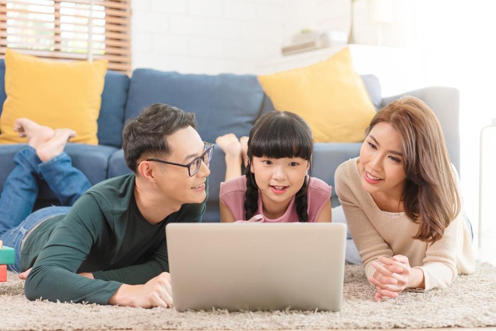 Lợi ích khi đóng học phí, chi tiêu cho con qua thẻ VIB Family Link