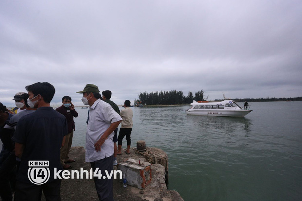  ẢNH: Hiện trường vụ chìm cano chở du khách khiến 17 người chết và mất tích ở Hội An - Ảnh 3.