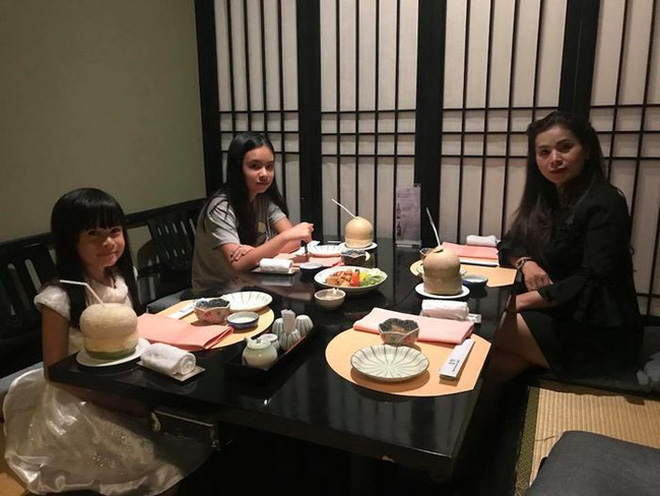 Cậu cả nhà cà phê Trung Nguyên: Sinh năm 2000, sống kín tiếng, là người đàn ông ấm áp, được bố Vũ gửi gắm khát vọng đặc biệt - Ảnh 4. Cậu cả nhà cà phê Trung Nguyên: Sinh năm 2000, sống kín tiếng, là người đàn ông ấm áp, được bố Vũ gửi gắm khát vọng đặc biệt - Ảnh 4.