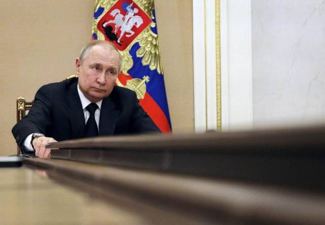 Tổng thống Nga: Moscow sẽ tiếp tục xuất khẩu dầu và khí đốt, kể cả sang Ukraine - Ảnh 1.