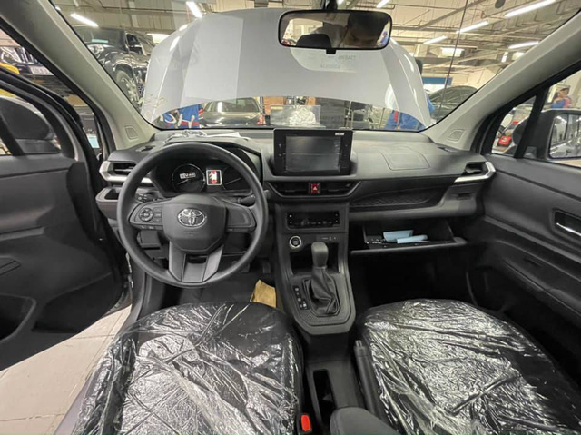 Lộ loạt ảnh hot của Toyota Avanza 2022 trước ngày ra mắt Việt Nam: Long lanh trong tầm giá hơn 500 triệu, thêm công nghệ, đe dọa Suzuki XL7 - Ảnh 8.