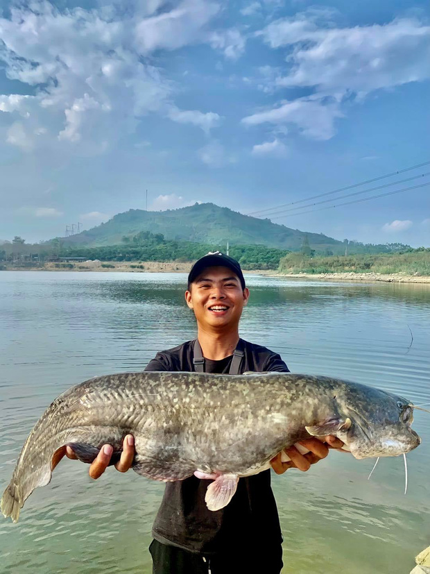 Quá khứ nghèo rớt mồng tơi, phá sản, nghề ngỗng bấp bênh của dàn idol “tóp tóp” tiền tỷ: Cú bật lên khi đời chạm đáy! - Ảnh 17.