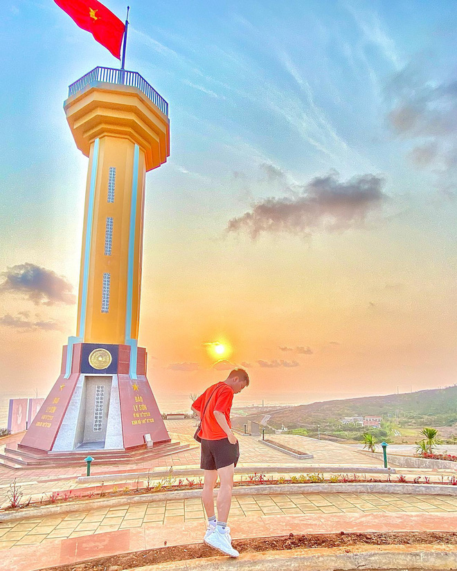 Lý Sơn - đảo núi lửa mệnh danh Jeju của Việt Nam: Nước biển xanh trong vắt, ai đi rồi cũng phải thốt lên quá đẹp - Ảnh 27. Lý Sơn - đảo núi lửa mệnh danh Jeju của Việt Nam: Nước biển xanh trong vắt, ai đi rồi cũng phải thốt lên quá đẹp - Ảnh 27.