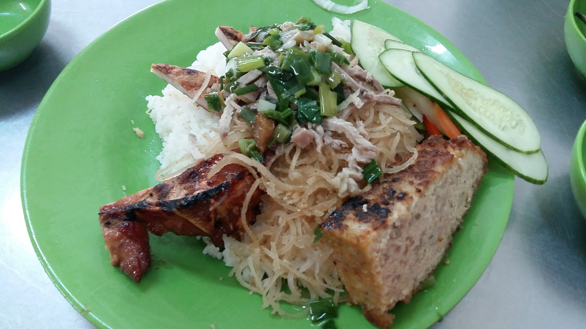 Thói quen 1 tháng có 25 ngày đi ăn hàng nhưng né bão giá leo thang tôi chỉ còn cách... về nhà nấu cơm - Ảnh 2. Thói quen 1 tháng có 25 ngày đi ăn hàng nhưng né bão giá leo thang tôi chỉ còn cách... về nhà nấu cơm - Ảnh 2.
