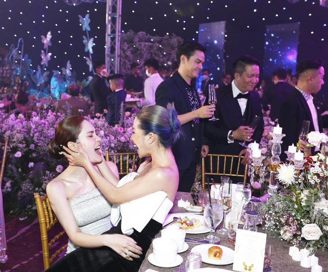 Em gái đại gia quận 7 cao 1m50 nhưng vóc dáng siêu quyến rũ, sở hữu khối tài sản khủng - Ảnh 1. Em gái đại gia quận 7 cao 1m50 nhưng vóc dáng siêu quyến rũ, sở hữu khối tài sản khủng - Ảnh 1.