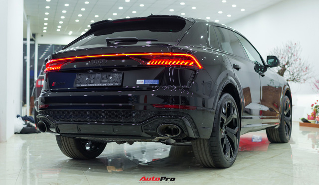 Chi tiết Audi RS Q8 kịch độc vừa lộ diện tại Việt Nam - SUV mang hồn Lamborghini Urus với diện mạo khiêm tốn - Ảnh 3.