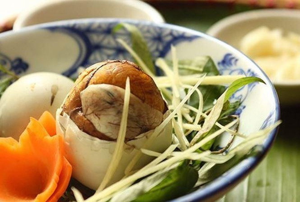 F0 ở nhà ăn 1 quả trứng vịt lộn vào thời điểm này sẽ bổ tựa nhân sâm: Tuy nhiên có 6 nhóm người không nên ăn nhiều vì sẽ hại gan, thận - Ảnh 5. F0 ở nhà ăn 1 quả trứng vịt lộn vào thời điểm này sẽ bổ tựa nhân sâm: Tuy nhiên có 6 nhóm người không nên ăn nhiều vì sẽ hại gan, thận - Ảnh 5.