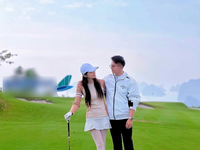 Sân Golf dần là chốn hẹn hò của các cặp đôi nổi tiếng, nghe đồn rất an toàn cho chuyện riêng tư cớ sao lại như thế? - Ảnh 6. Sân Golf dần là chốn hẹn hò của các cặp đôi nổi tiếng, nghe đồn rất an toàn cho chuyện riêng tư cớ sao lại như thế? - Ảnh 6.