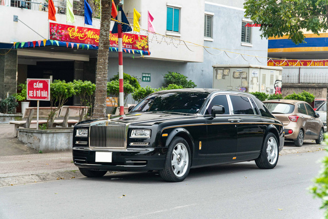 Sau 7 năm, Rolls-Royce Phantom vẫn là cả một gia tài với định giá 32 tỷ đồng  - Ảnh 21.
