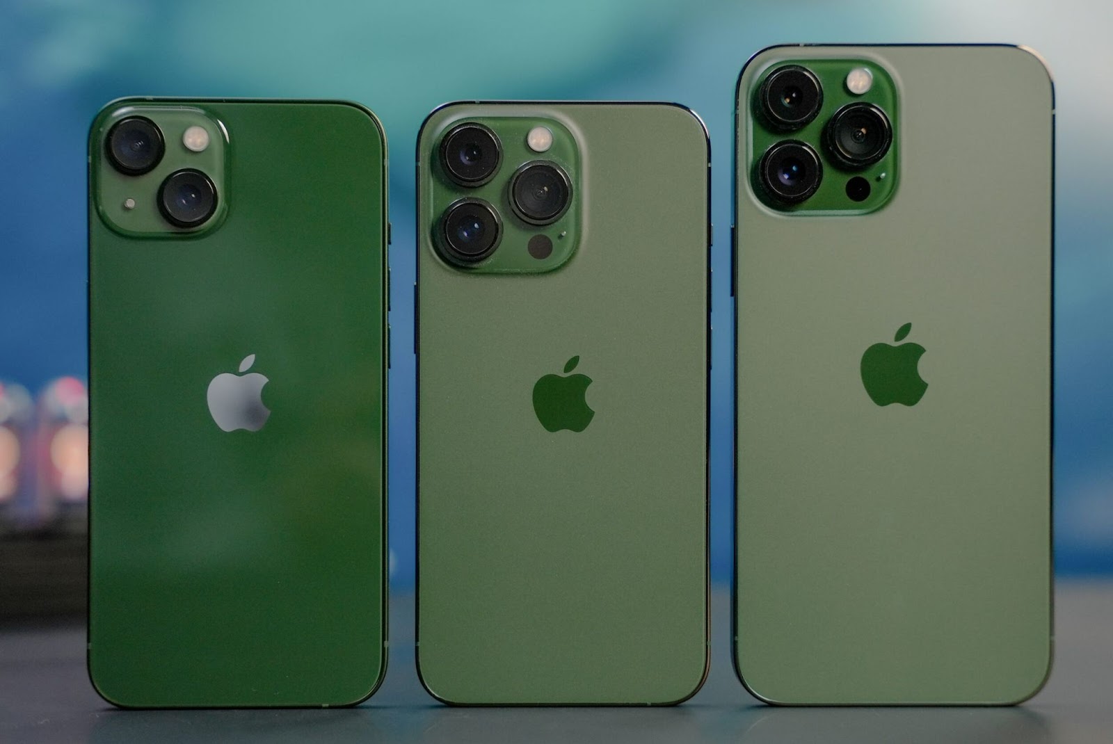 Không chỉ thêm sự tươi mát cho sản phẩm, màu xanh lá còn mang đến sự hiện đại và đẳng cấp cho iPhone