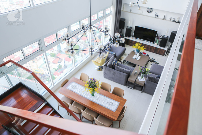 Những căn penthouse đốt tiền: Chủ nhà chịu chơi mang vách đá đen vào giữa phòng khách, cặp vợ chồng Hà Nội có hẳn hồ sen trên tầng 30, đặc biệt nhất căn hộ 200 tỷ đồng như bảo tàng - Ảnh 7. Những căn penthouse đốt tiền: Chủ nhà chịu chơi mang vách đá đen vào giữa phòng khách, cặp vợ chồng Hà Nội có hẳn hồ sen trên tầng 30, đặc biệt nhất căn hộ 200 tỷ đồng như bảo tàng - Ảnh 7.