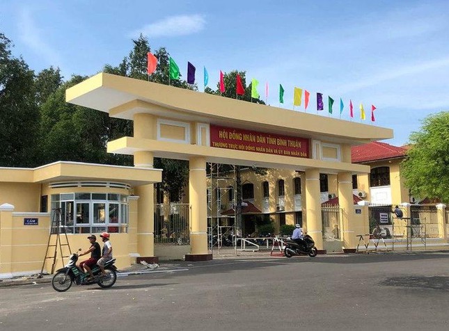 Ban Bí thư kỷ luật 14 cán bộ lãnh đạo của tỉnh Bình Thuận - Ảnh 1. Ban Bí thư kỷ luật 14 cán bộ lãnh đạo của tỉnh Bình Thuận - Ảnh 1.