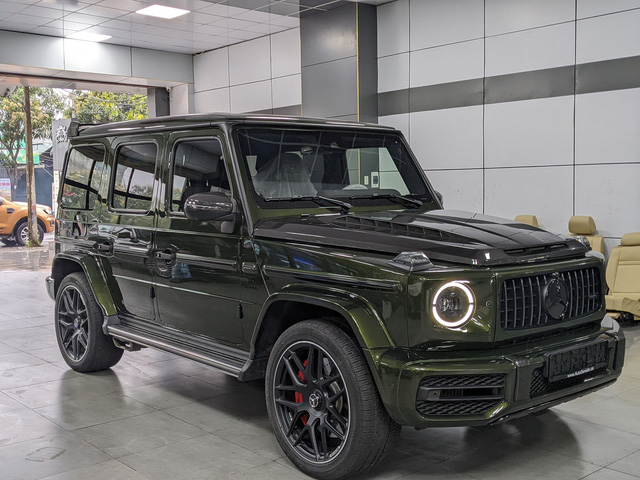 Mercedes-AMG G 63 thứ hai nâng cấp gói độ TopCar: Chủ xe chi hàng trăm triệu đồng ‘dát’ carbon quanh xe - Ảnh 1.