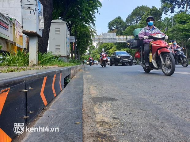  Ớn lạnh hàng trăm đinh vít nhọn nhô ra ngoài đường, chực chờ gây họa cho người dân TP.HCM - Ảnh 5.