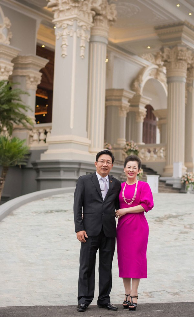 Cận cảnh toà lâu đài nguy nga của đại gia sân golf ở Nam Định - nơi từng diễn ra đám cưới của cô dâu 200 cây vàng - Ảnh 6.