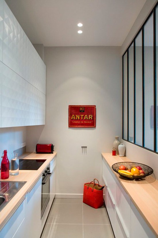 Nhà bếp không có cửa sổ là điểm chung của nhiều nhà chung cư và giải pháp thiết kế khắc phục siêu hay - Ảnh 2.