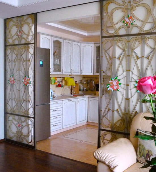 Nhà bếp không có cửa sổ là điểm chung của nhiều nhà chung cư và giải pháp thiết kế khắc phục siêu hay - Ảnh 12.