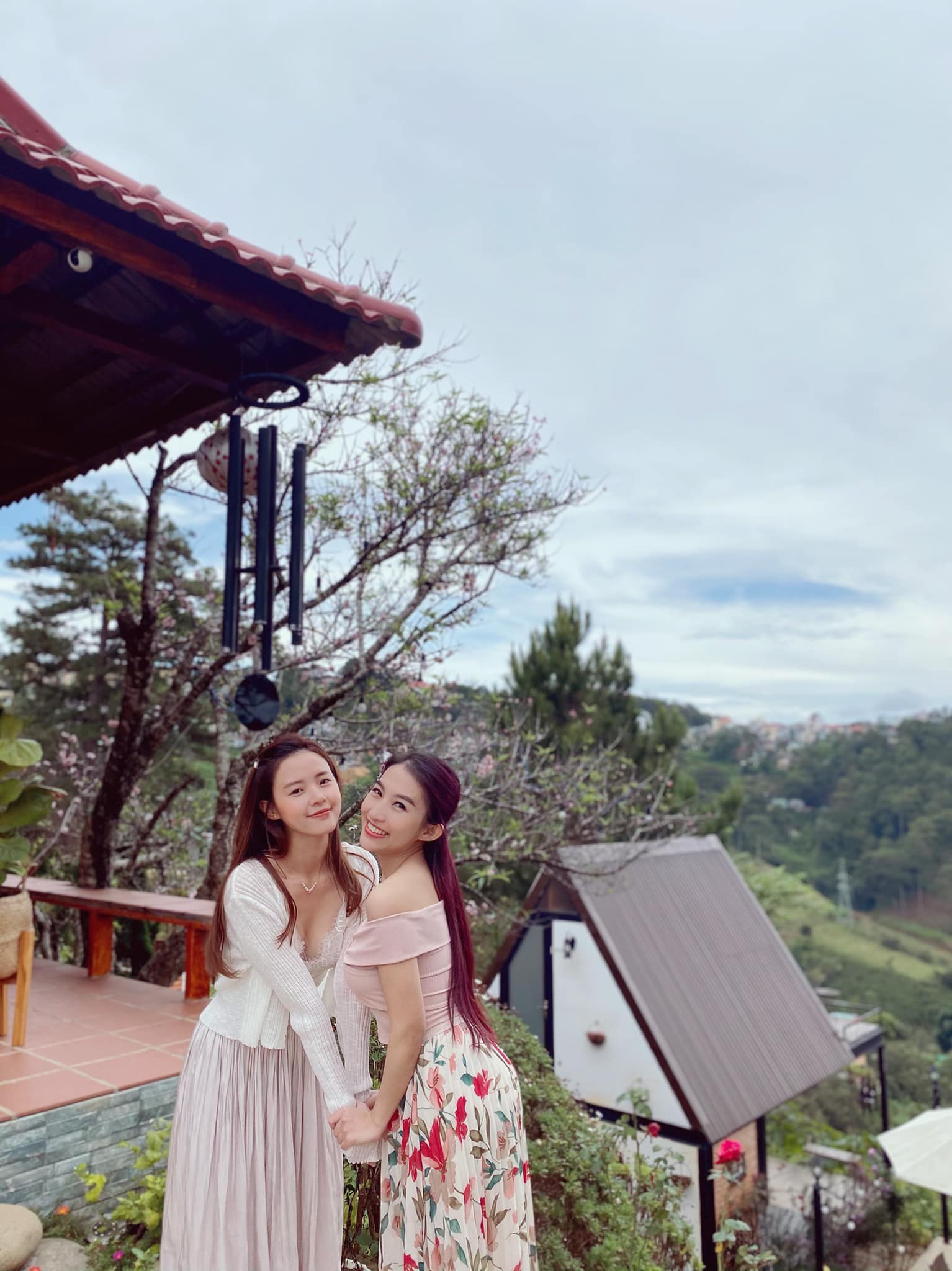 The price is less than 1 million VND for a homestay night in Da Lat, what makes real estate giant Midu 5 times 7 times to come to the resort to celebrate his birthday Beautiful like a picture
