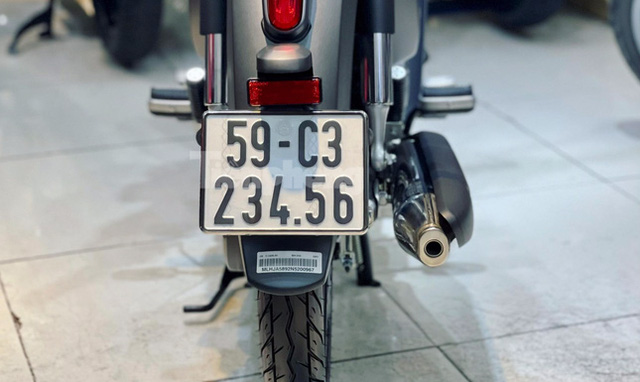 Honda Super Cub C125 biển sảnh tiến giá gần nửa tỷ - Ảnh 2.