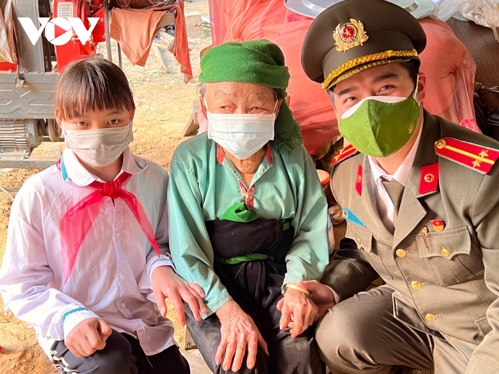 Chân dung Bí thư Đoàn Thanh niên Công an tỉnh 26 tuổi - trẻ nhất nước ta hiện nay - Ảnh 2. Chân dung Bí thư Đoàn Thanh niên Công an tỉnh 26 tuổi - trẻ nhất nước ta hiện nay - Ảnh 2.