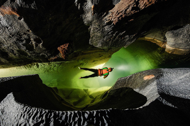 Tour thám hiểm hang động lớn nhất thế giới tại Việt Nam: Cháy vé trước cả năm, cần thể lực dồi dào và quan trọng là phải có…. tiền - Ảnh 6.
