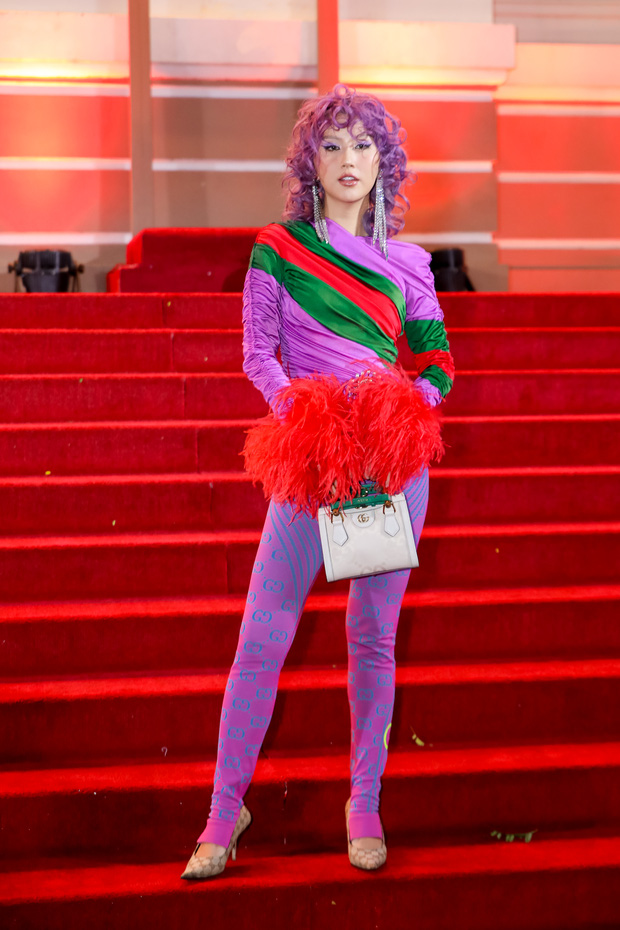 Tuần lễ thời trang đẳng cấp thế giới Cine Gucci: Quy tụ dàn sao cực khủng, NHM mãn nhãn trước những bộ cánh xứng tầm giới thượng lưu - Ảnh 15.