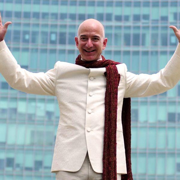  Khởi nghiệp tự thân có cha mẹ giàu là tuyệt nhất: Jeff Bezos đã xây dựng được Amazon từ tiền bố mẹ cho, điều làm nên khác biệt chính là cách DỤNG TIỀN  - Ảnh 3.
