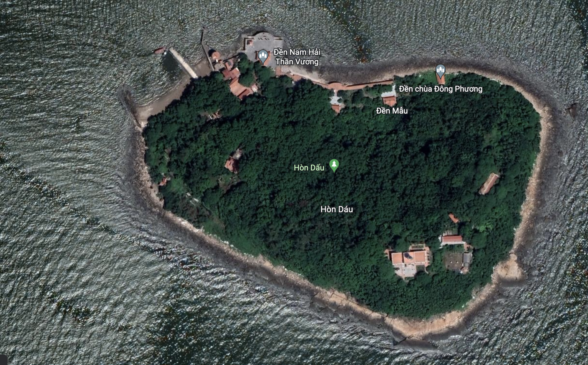  Khám phá đảo bé hạt tiêu có hải đăng cổ nhất Việt Nam, 124 năm vững vàng trước sóng gió - Ảnh 1.