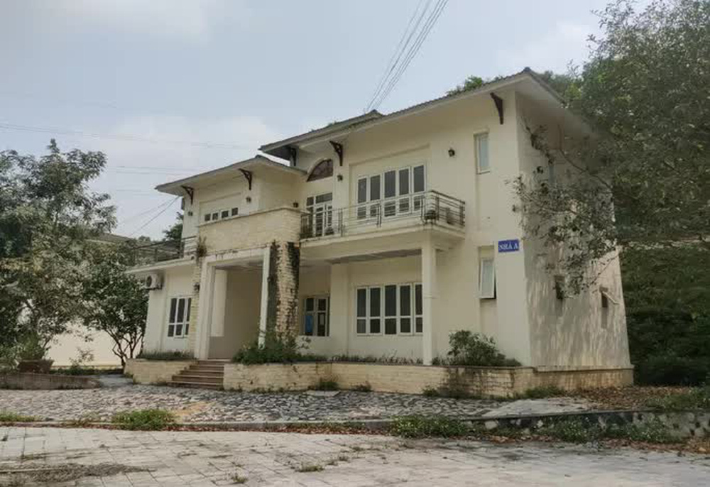 Trung tâm hội nghị 110 tỉ đồng bỏ hoang giữa lòng TP Thanh Hóa - Ảnh 12. Trung tâm hội nghị 110 tỉ đồng bỏ hoang giữa lòng TP Thanh Hóa - Ảnh 12.