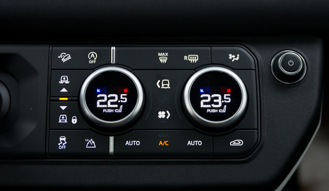 Dùng Land Rover Defender 1 năm, chủ xe rao bán lại vẫn dư tiền tậu Mercedes-Benz GLS 450 - Ảnh 25.