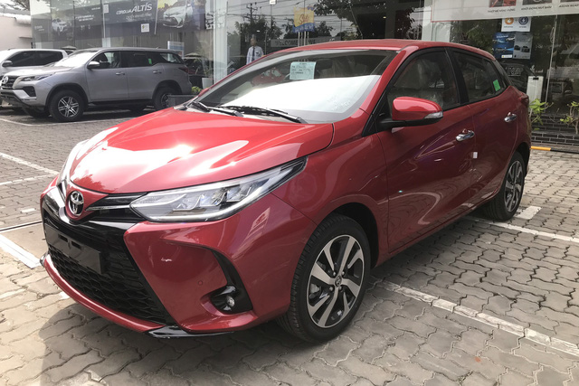  Lộ giá loạt xe Toyota sắp tăng mạnh tại Việt Nam: Raize cao nhất 555 triệu, Innova đạt kỷ lục hơn 1 tỷ đồng  - Ảnh 7.