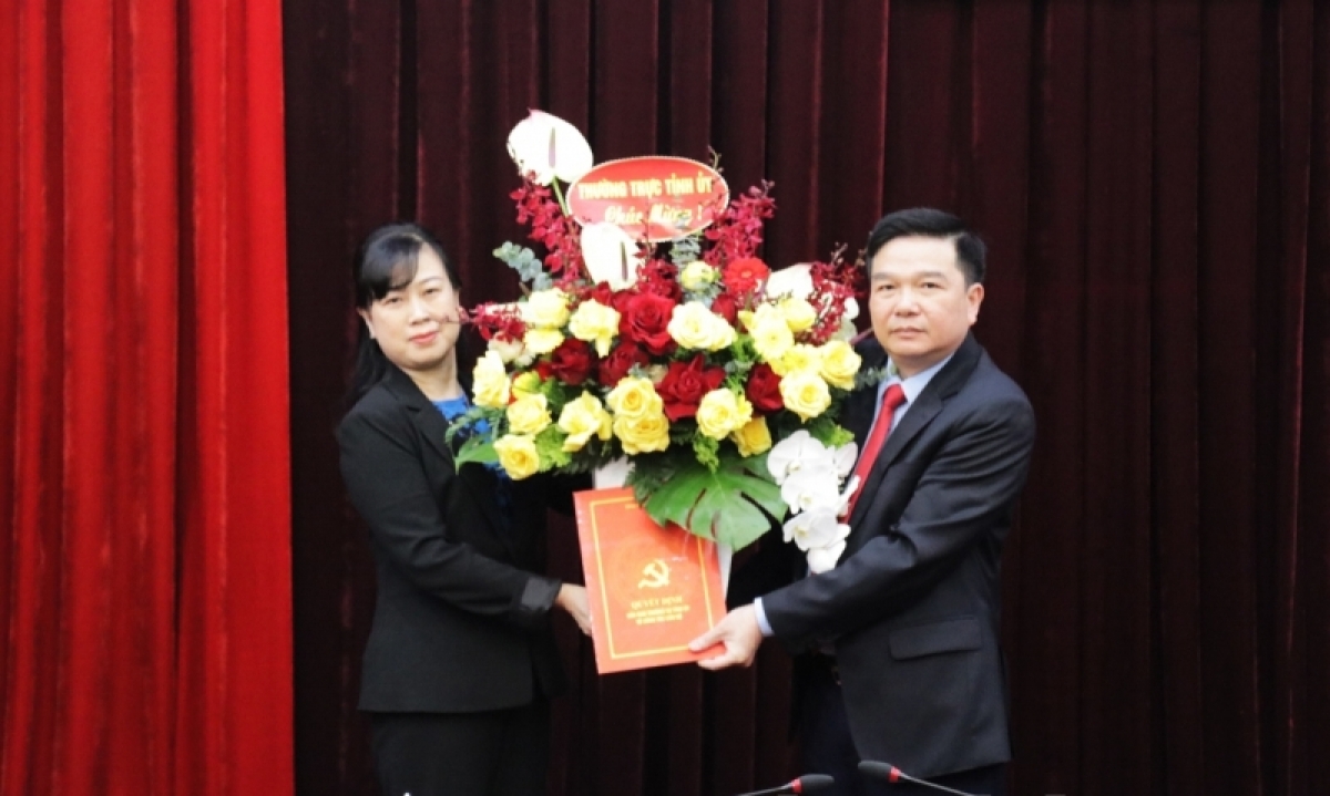 Bắc Ninh bổ nhiệm Trưởng Ban Dân vận và Thủ trưởng cơ quan Ủy ban Kiểm tra Tỉnh ủy - Ảnh 2.