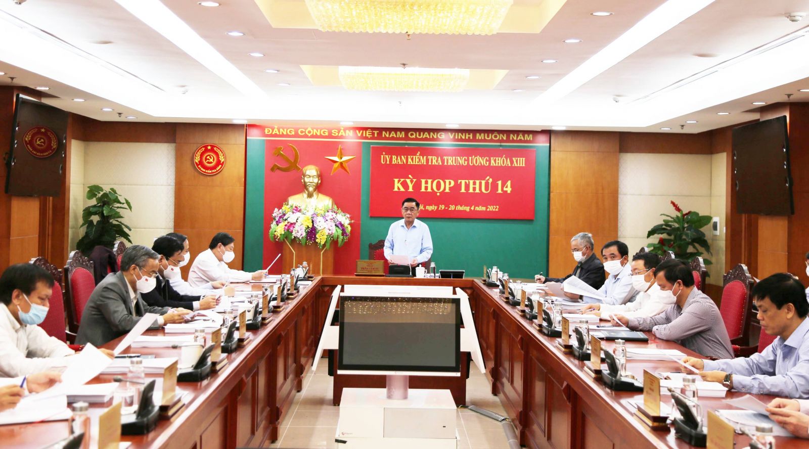 UBKT Trung Ương đề nghị kỷ luật ông Diệp Dũng, nguyên Chủ tịch HĐQT Saigon Co.op - Ảnh 1. UBKT Trung Ương đề nghị kỷ luật ông Diệp Dũng, nguyên Chủ tịch HĐQT Saigon Co.op - Ảnh 1.