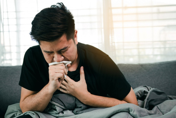 Có 3 cách tự kiểm tra sức khỏe phổi tại nhà, nếu có biểu hiện 1 chậm, 2 nhanh, 3 hơn thì cần đi khám phổi càng sớm càng tốt - Ảnh 3.