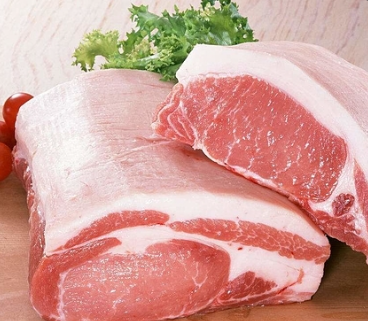 Thị trường thực phẩm ngày 22/4: Giá thịt lợn giảm ở cả 3 miền, hoa quả giảm mạnh tại các tỉnh phía Nam, giá rau củ ổn định - Ảnh 1.