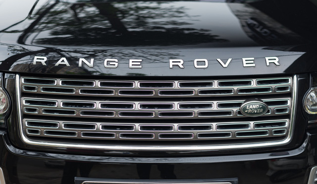 Một trong 100 chiếc Range Rover Autobiography Black Edition hiếm hoi được rao bán lại với giá hơn 6 tỷ đồng - Ảnh 7.