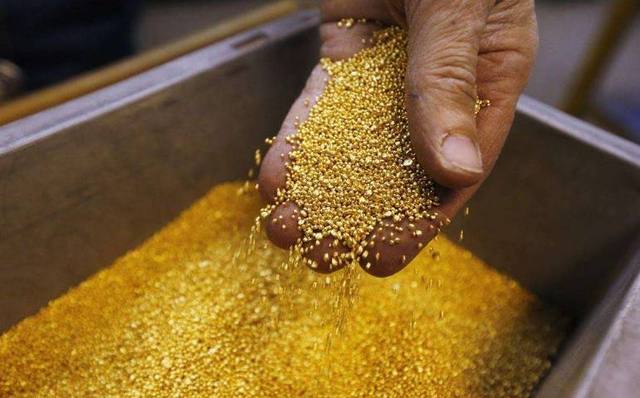 Đất nước nghèo nhất thế giới: Chẳng có gì ngoài... vàng, không còn cách nào khác là đổi vàng lấy lương thực - Ảnh 1.