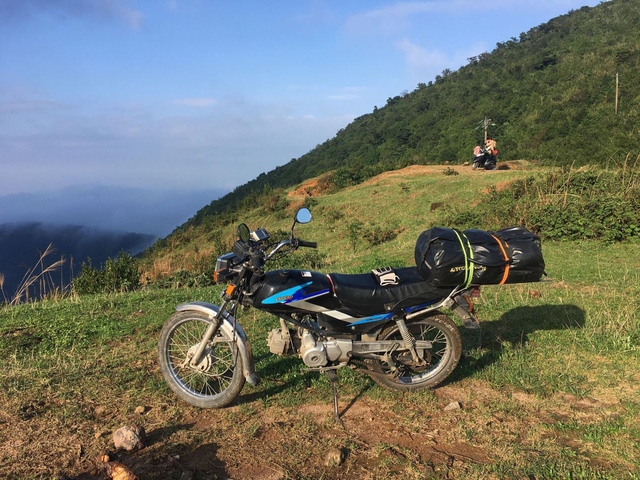Chân dung doanh nghiệp xe máy Việt kín tiếng phủ sóng các tỉnh Tây Bắc: Bán dòng xe Win cho bà con miền núi, đèo lợn leo dốc cực khỏe, giờ đây làm cả xe máy điện - Ảnh 2.